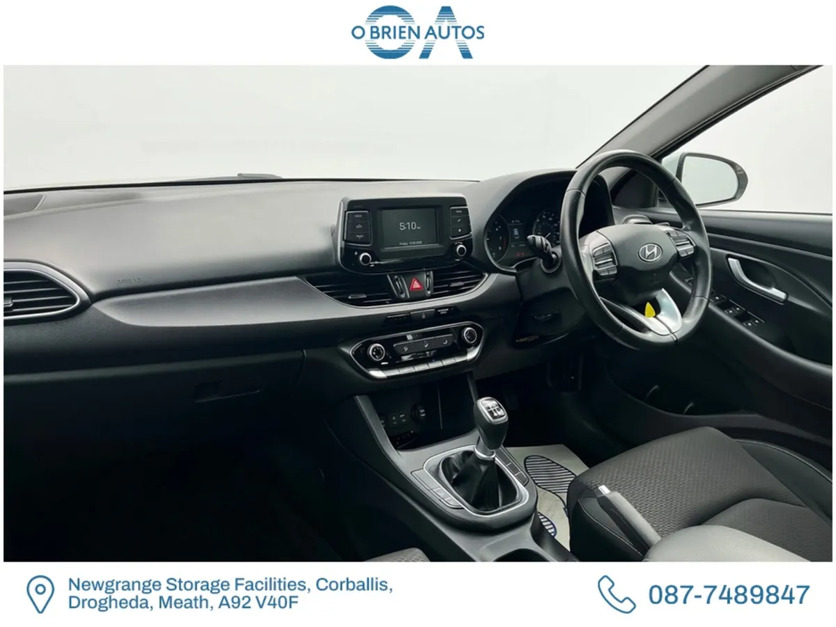 Hyundai i30 Hatchback, Petrol, 2017, White