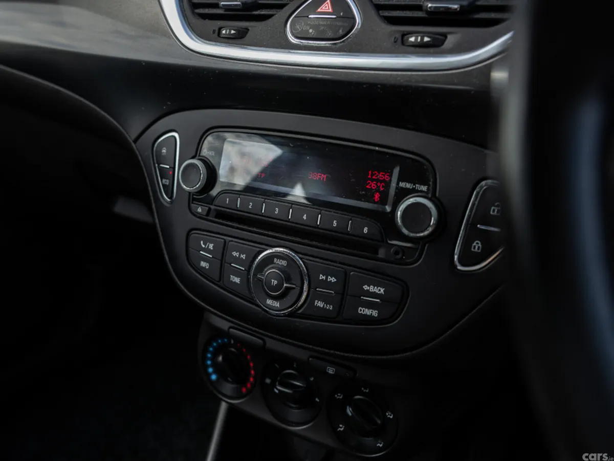 Opel Corsa Hatchback, Petrol, 2017, Black