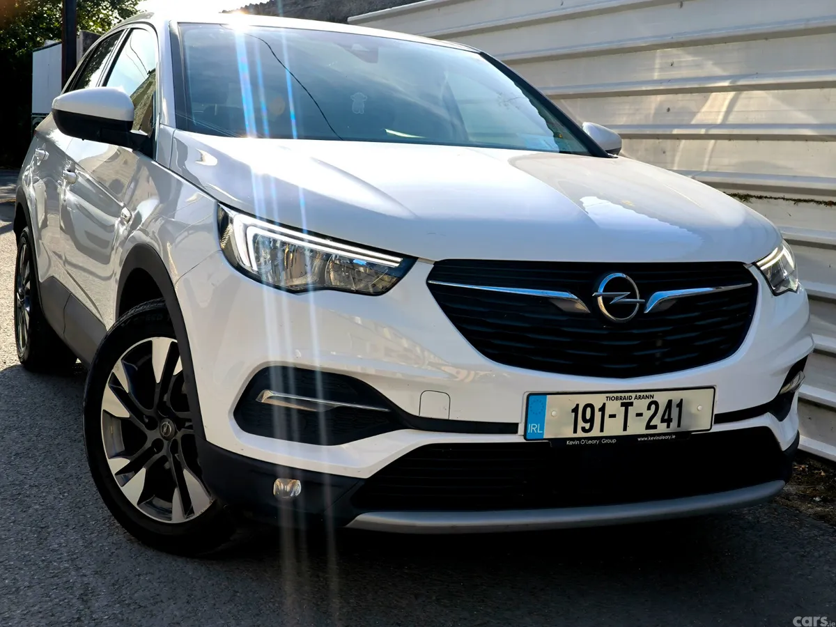 Opel Grandland X SUV, Petrol, 2019, White