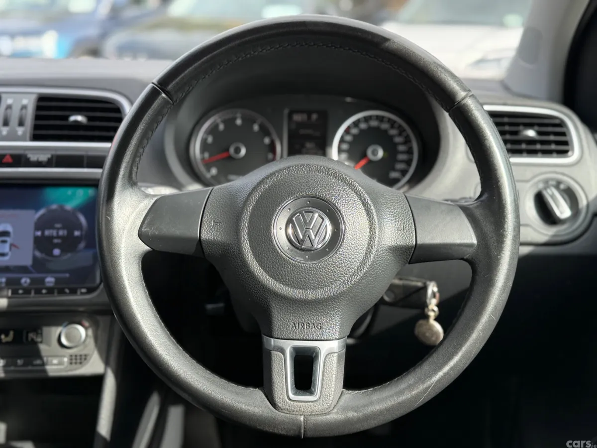 Volkswagen Polo Hatchback, Petrol, 2013, White