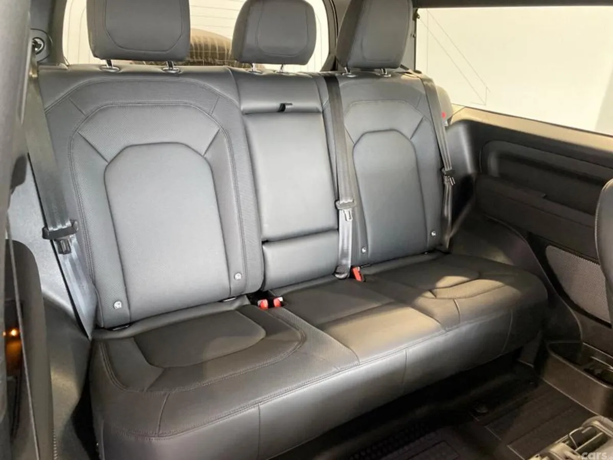 Land Rover Defender SUV, Diesel, 2022, Grey