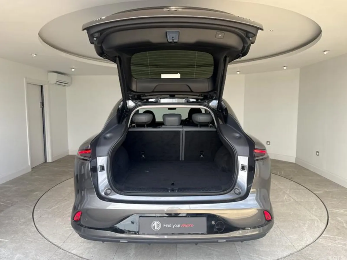 MG IM6 SUV, Electric, 2026, Silver