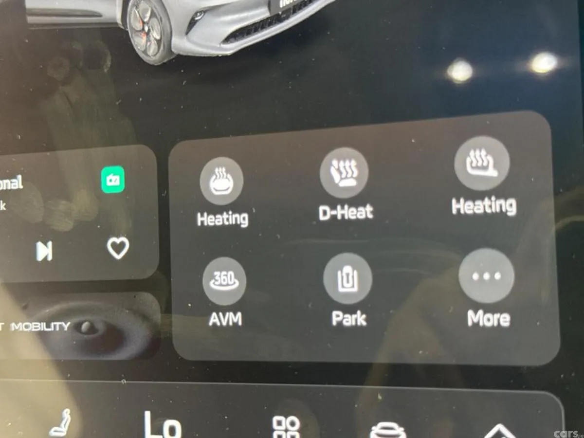 MG IM6 SUV, Electric, 2026, Silver