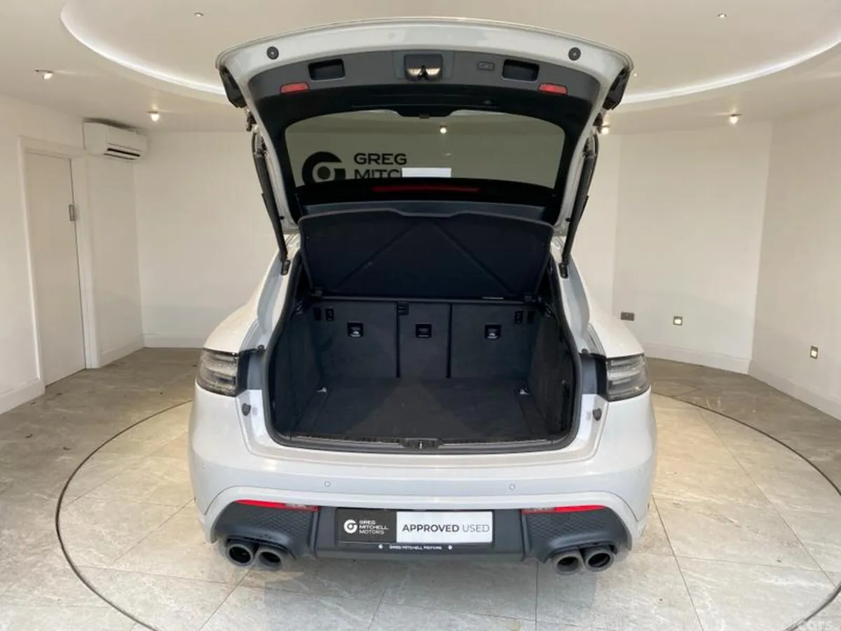 Porsche Macan SUV, Petrol, 2022, Grey