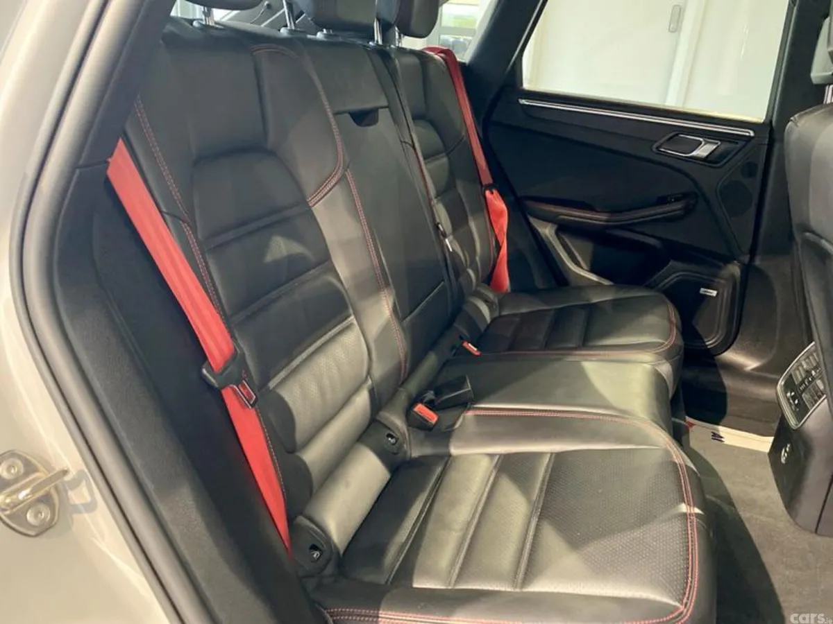 Porsche Macan SUV, Petrol, 2022, Grey