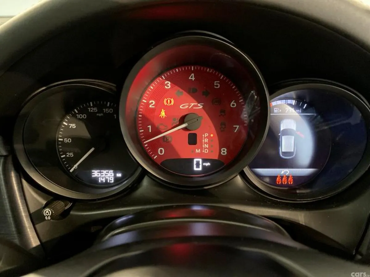 Porsche Macan SUV, Petrol, 2022, Grey
