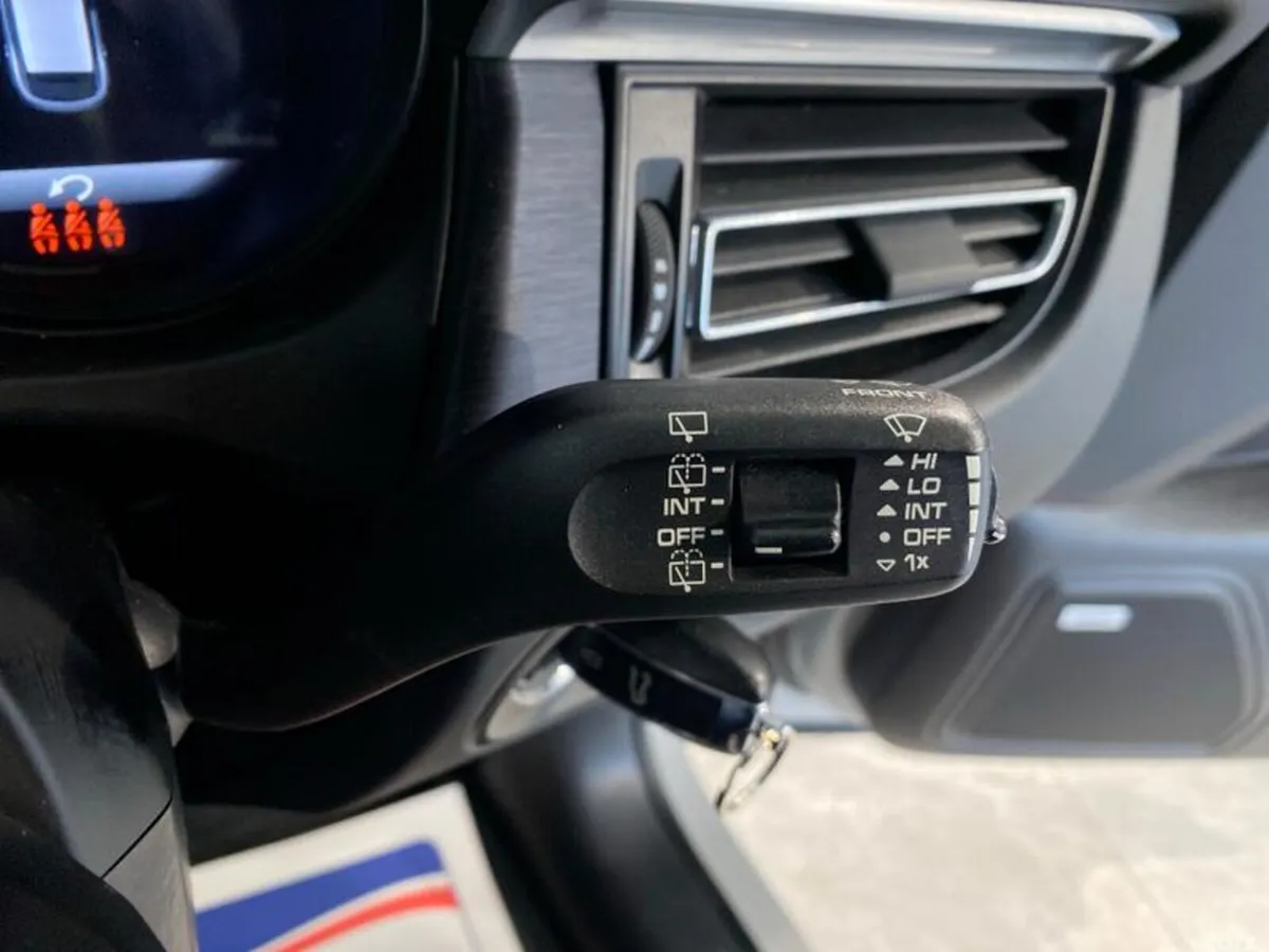 Porsche Macan SUV, Petrol, 2022, Grey