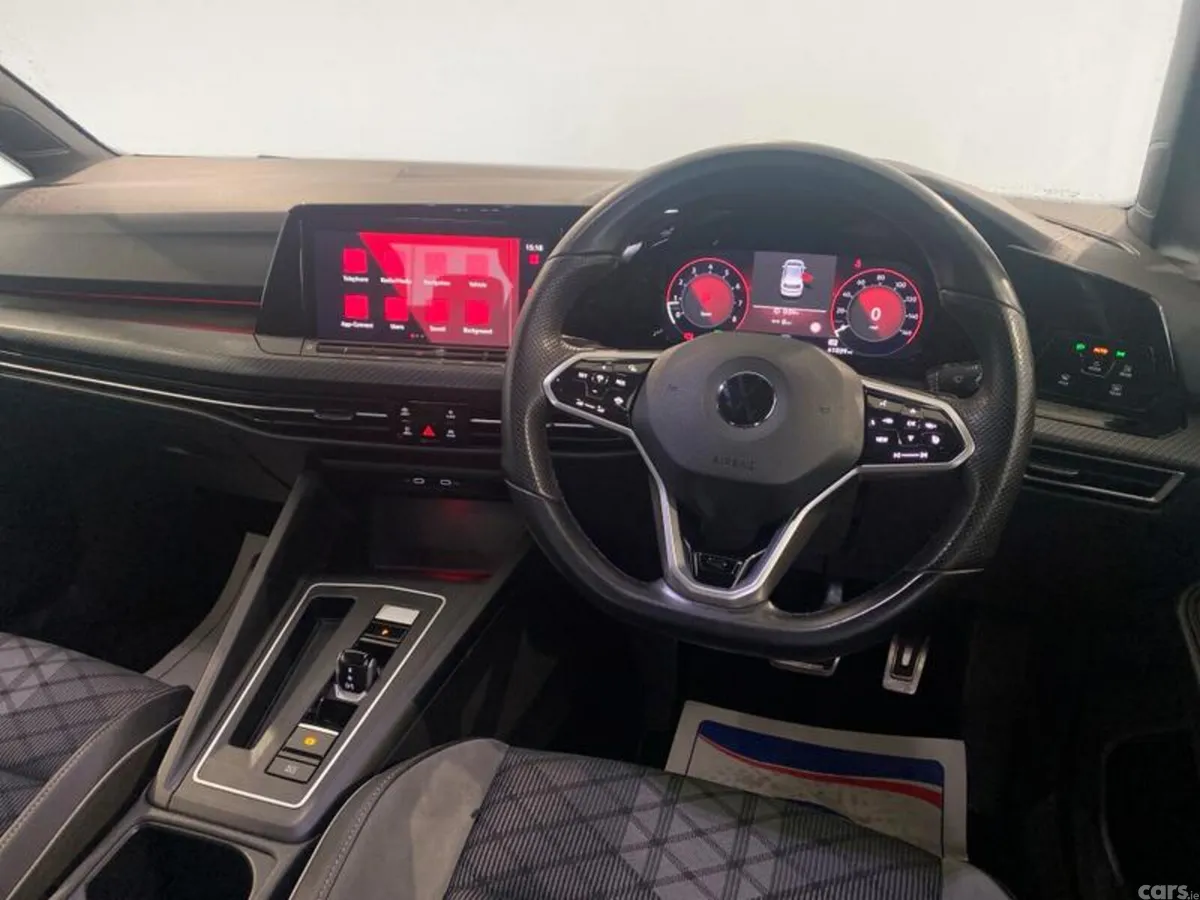 Volkswagen Golf Hatchback, Petrol Hybrid, 2021, Yellow
