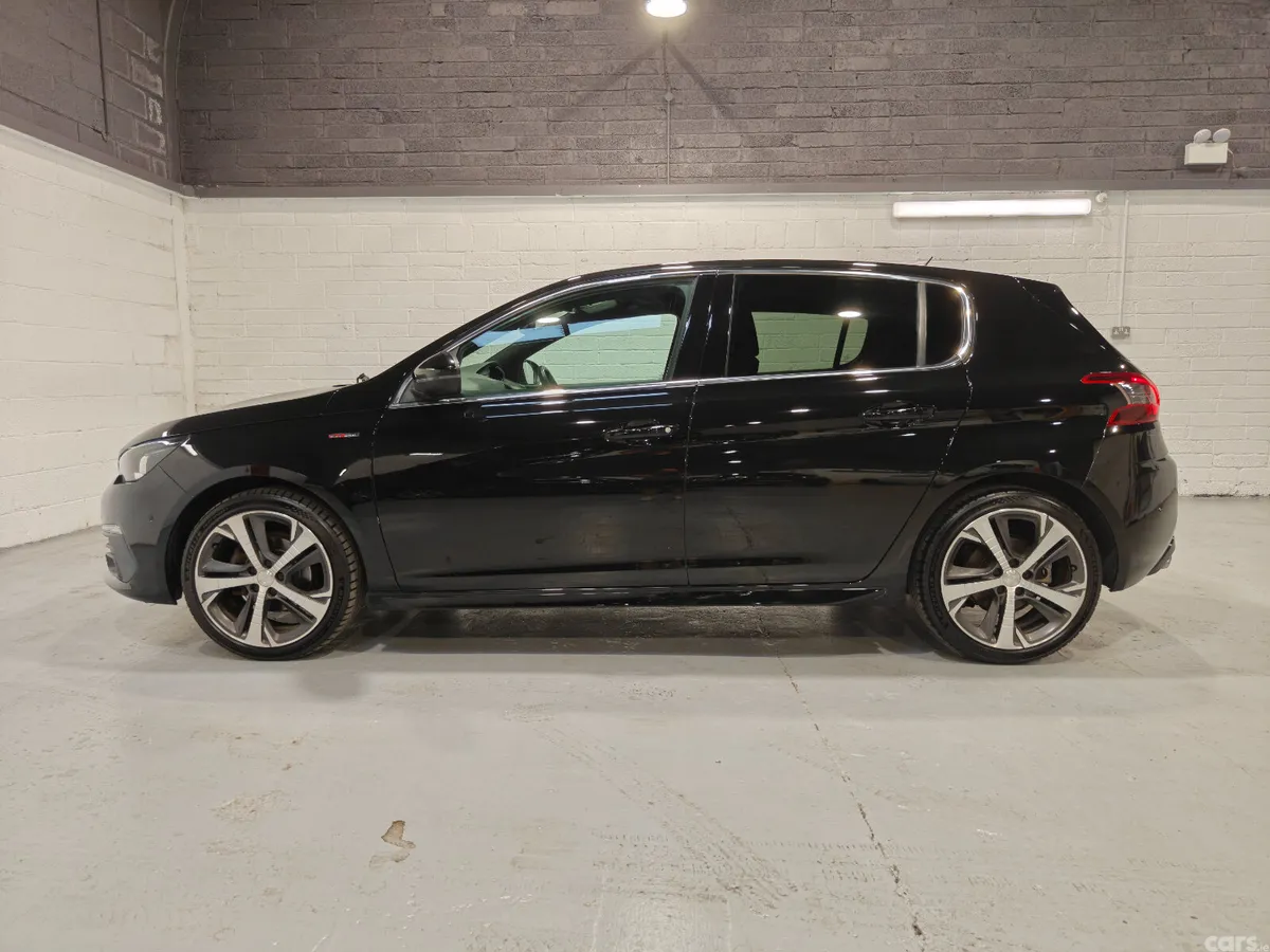 Peugeot 308 Hatchback, Petrol, 2018, Black