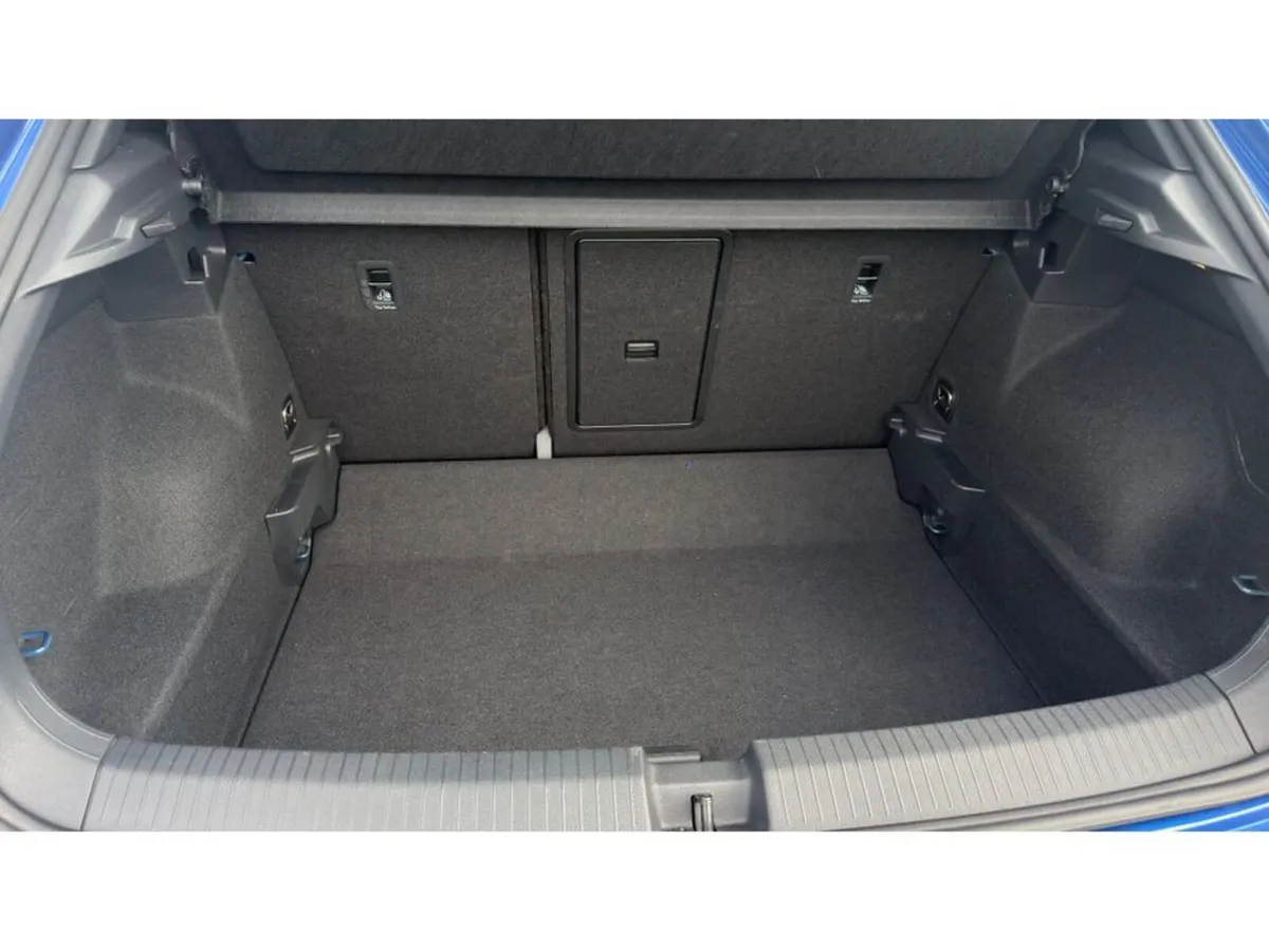 Volkswagen T-Roc SUV, Diesel, 2022, Blue