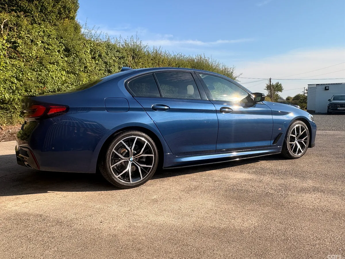 BMW 5-Series Saloon, Diesel, 2021, Blue