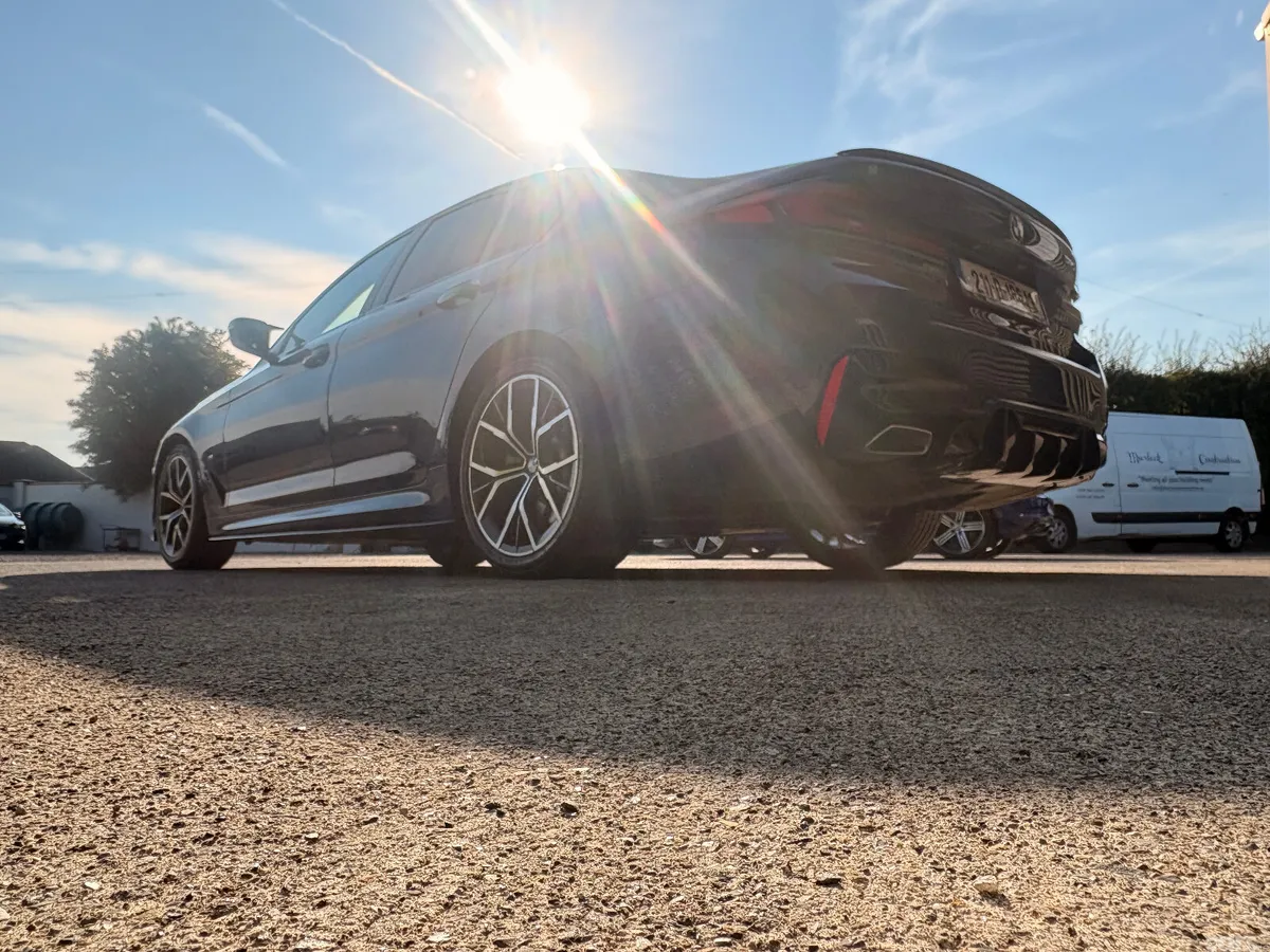 BMW 5-Series Saloon, Diesel, 2021, Blue