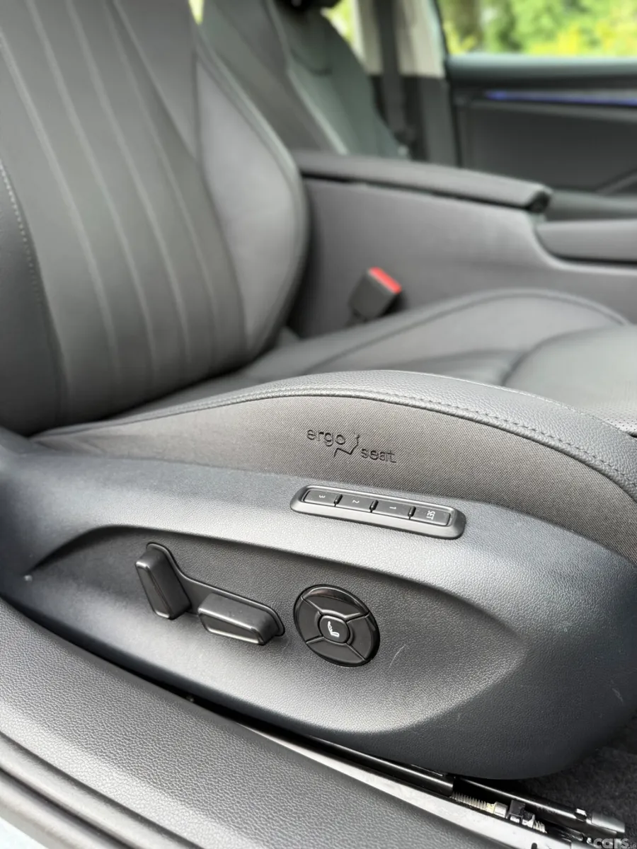 Skoda Superb Saloon, Diesel, 2026, Grey