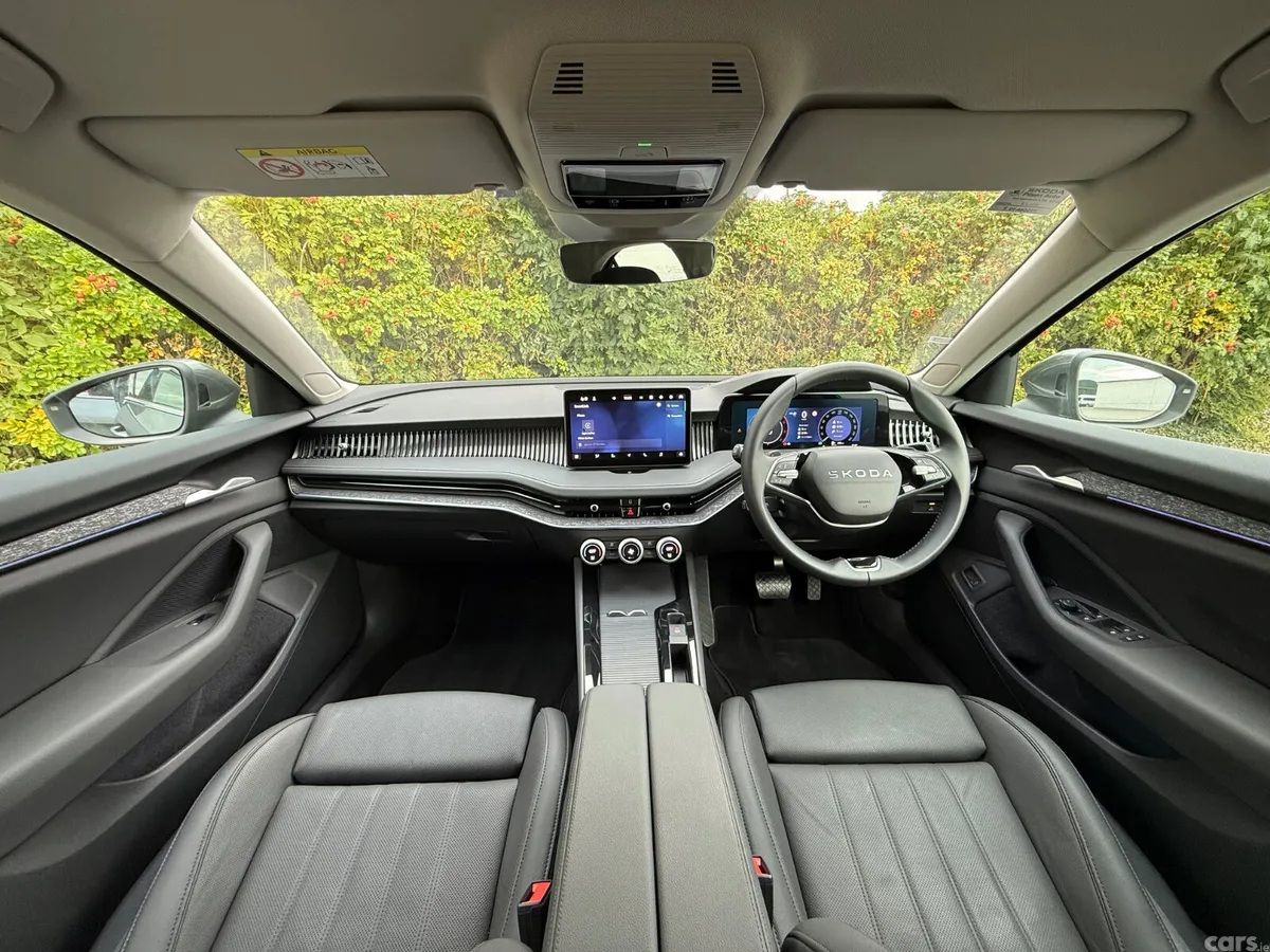 Skoda Superb Saloon, Diesel, 2026, Grey