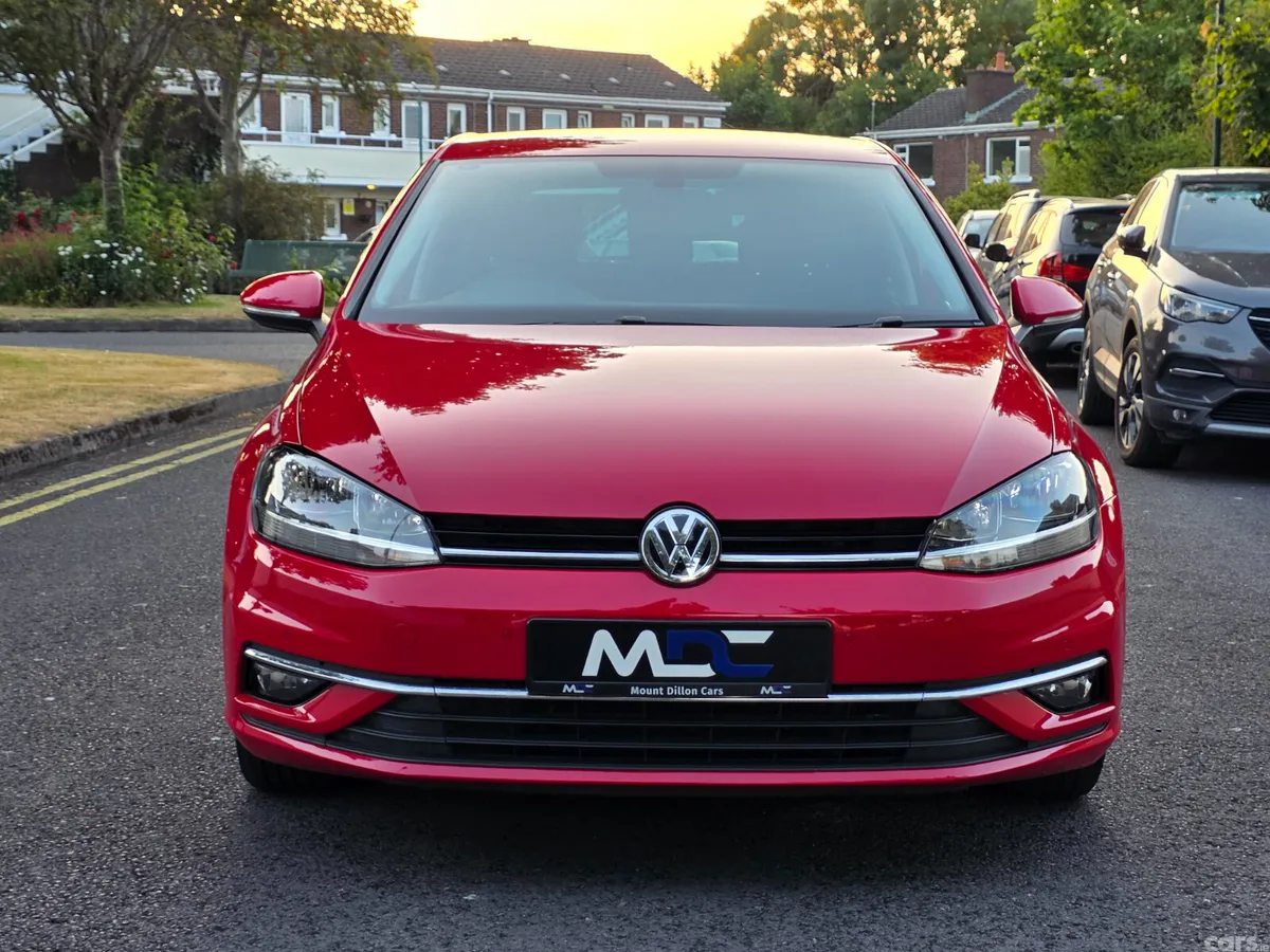 Volkswagen Golf Hatchback, Diesel, 2019, Red