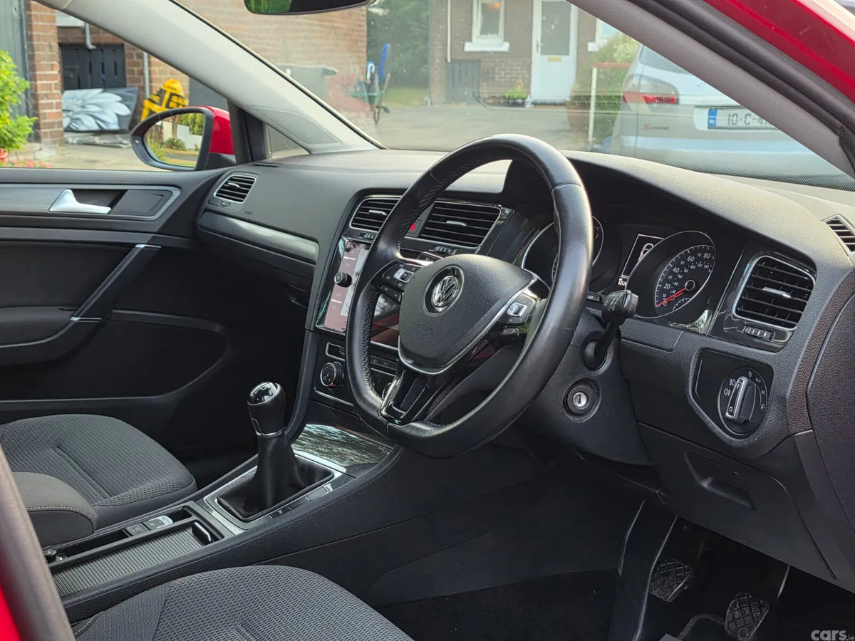 Volkswagen Golf Hatchback, Diesel, 2019, Red