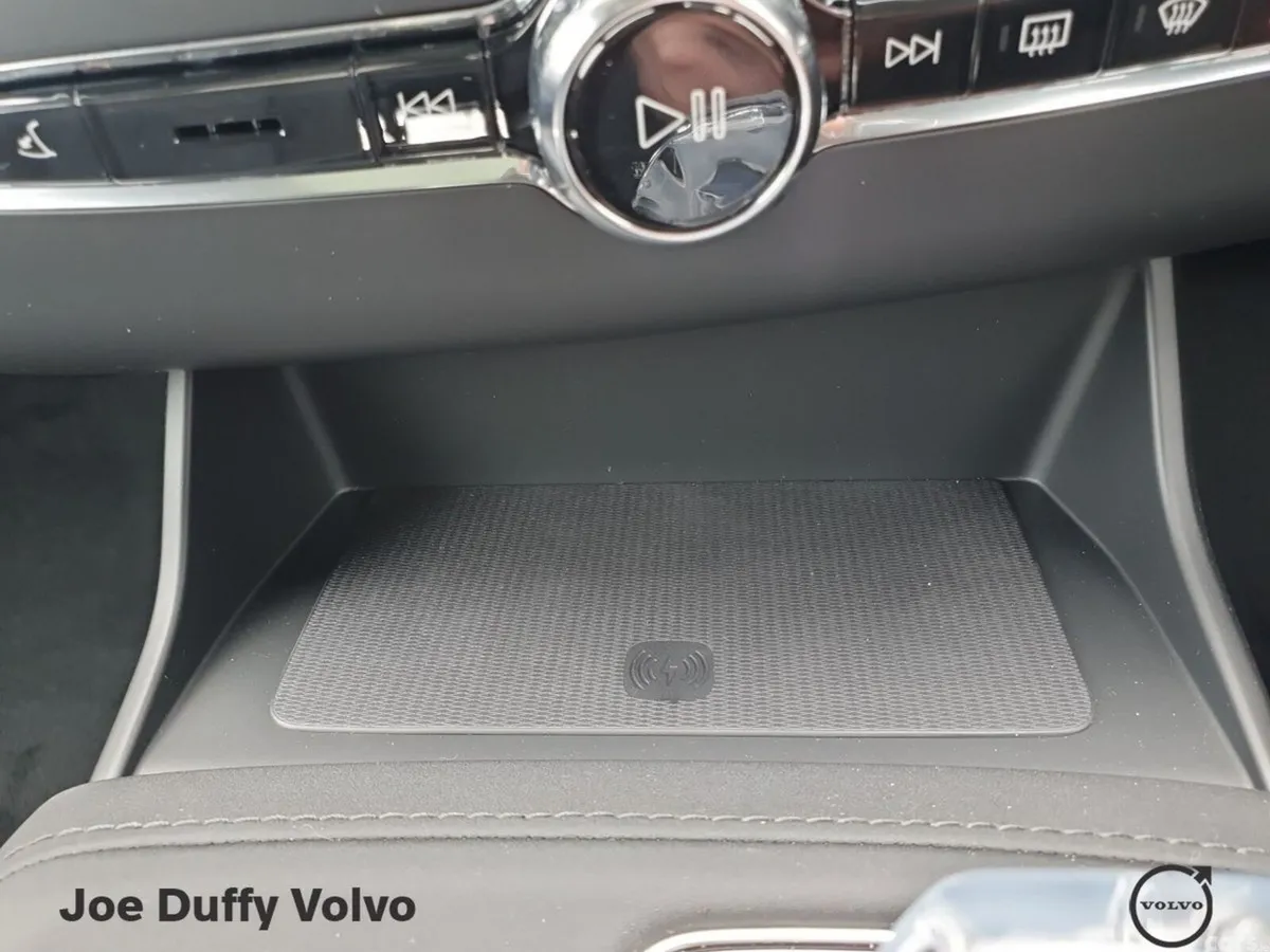 Volvo XC90 SUV, Petrol Plug-in Hybrid, 2026, 