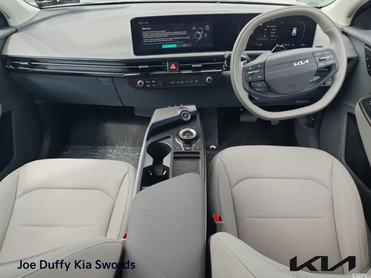 Kia EV6 MPV, Electric, 2026, Grey