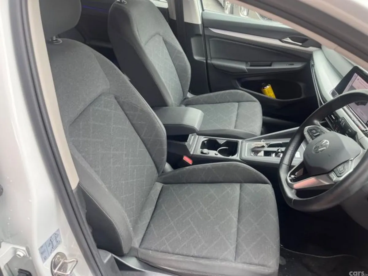 Volkswagen Golf Hatchback, Diesel, 2023, White