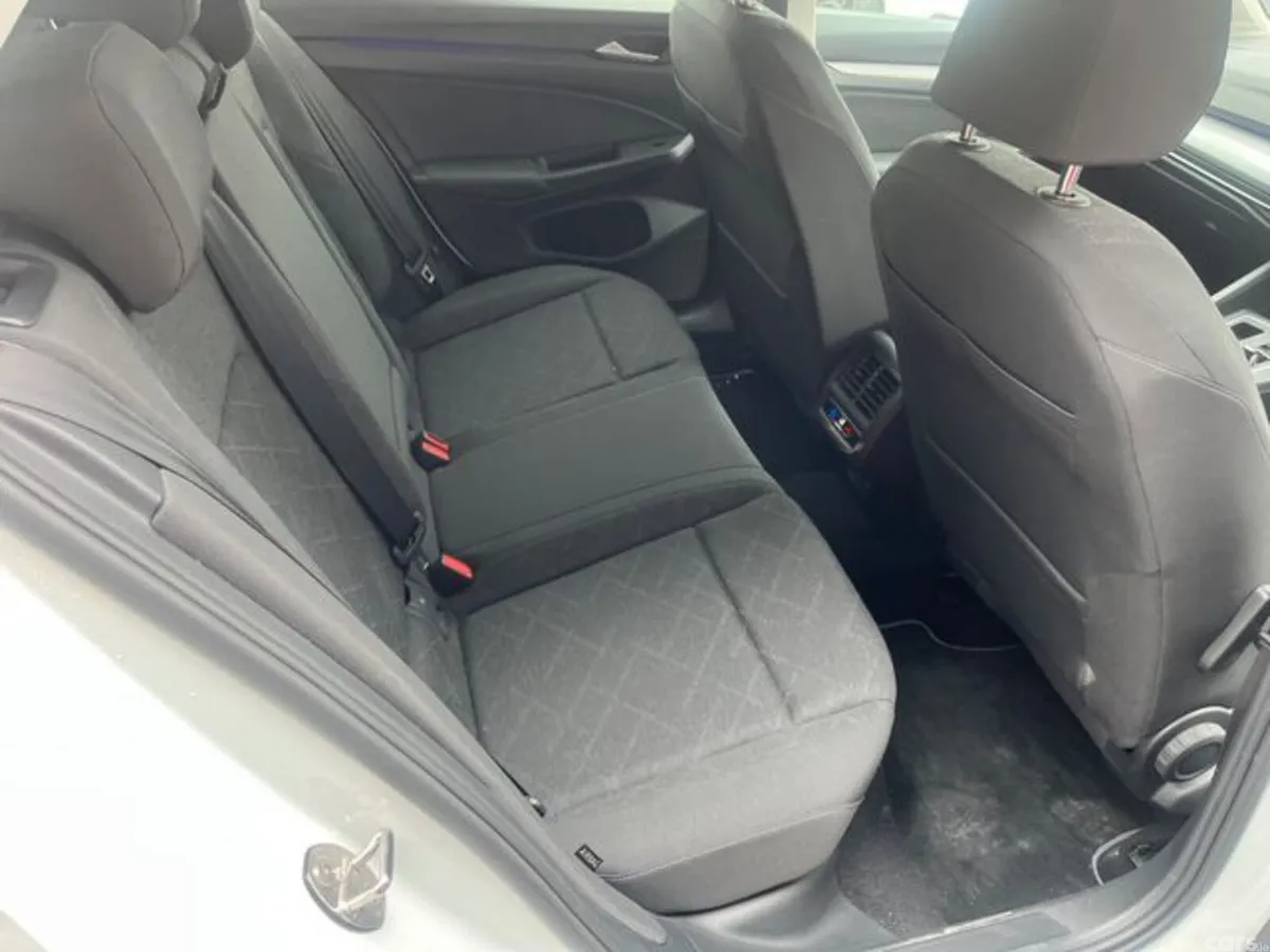 Volkswagen Golf Hatchback, Diesel, 2023, White