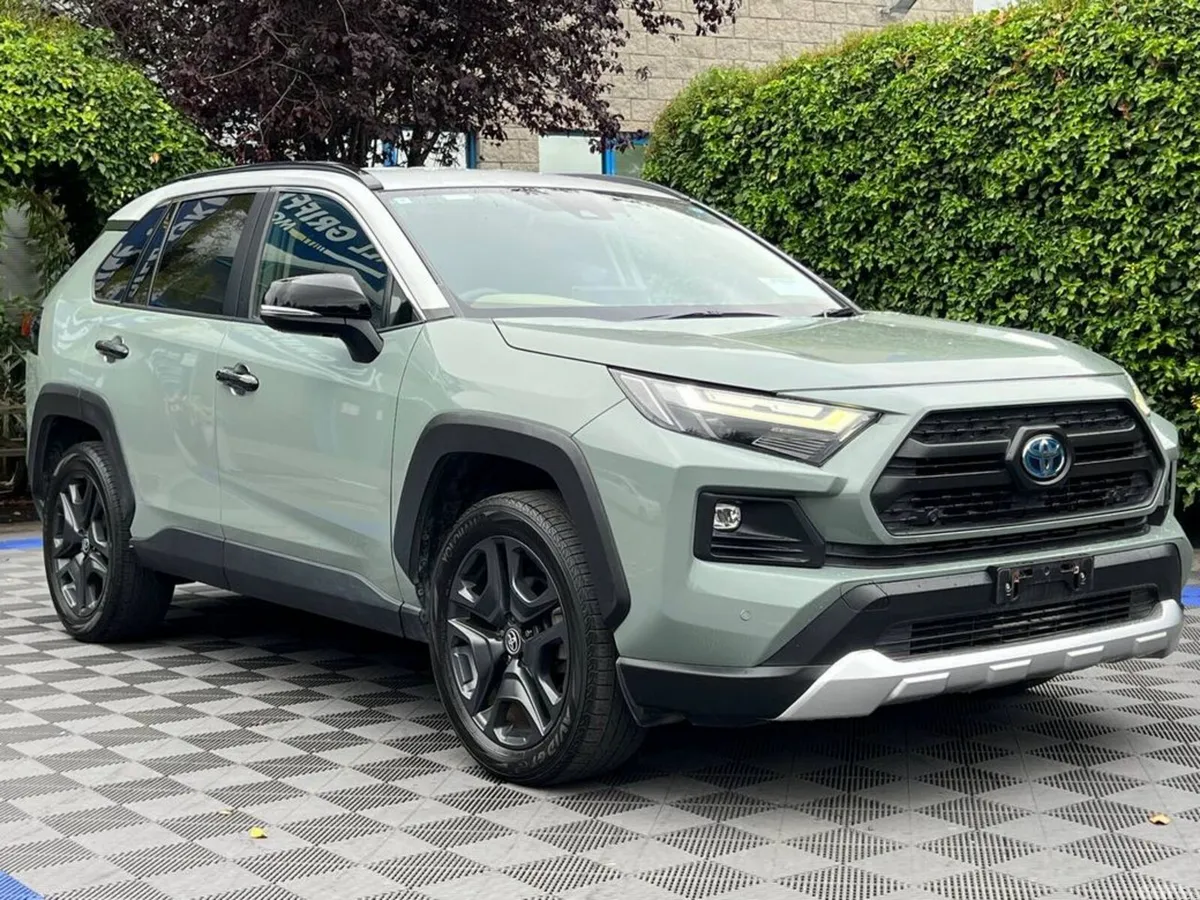 Toyota RAV4 SUV, Petrol Hybrid, 2022, Green