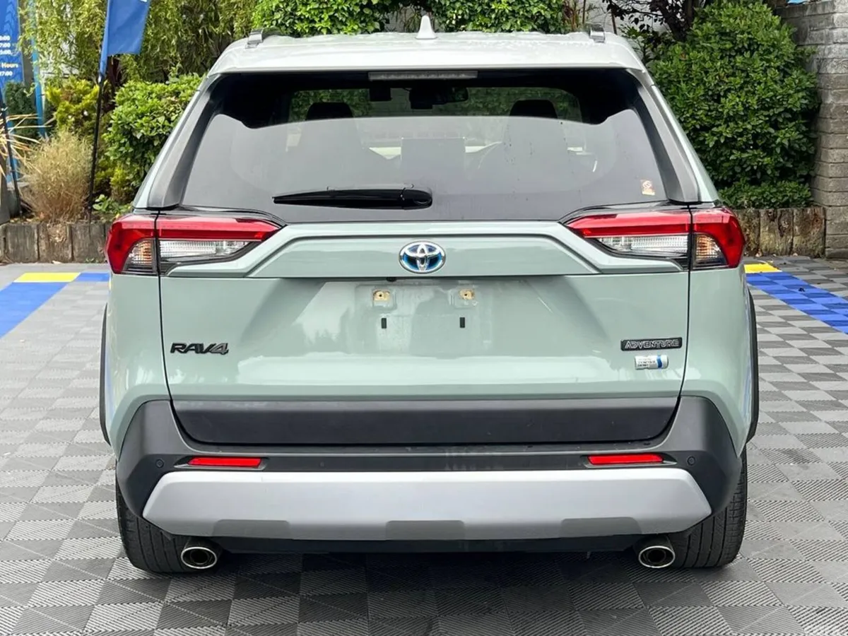 Toyota RAV4 SUV, Petrol Hybrid, 2022, Green