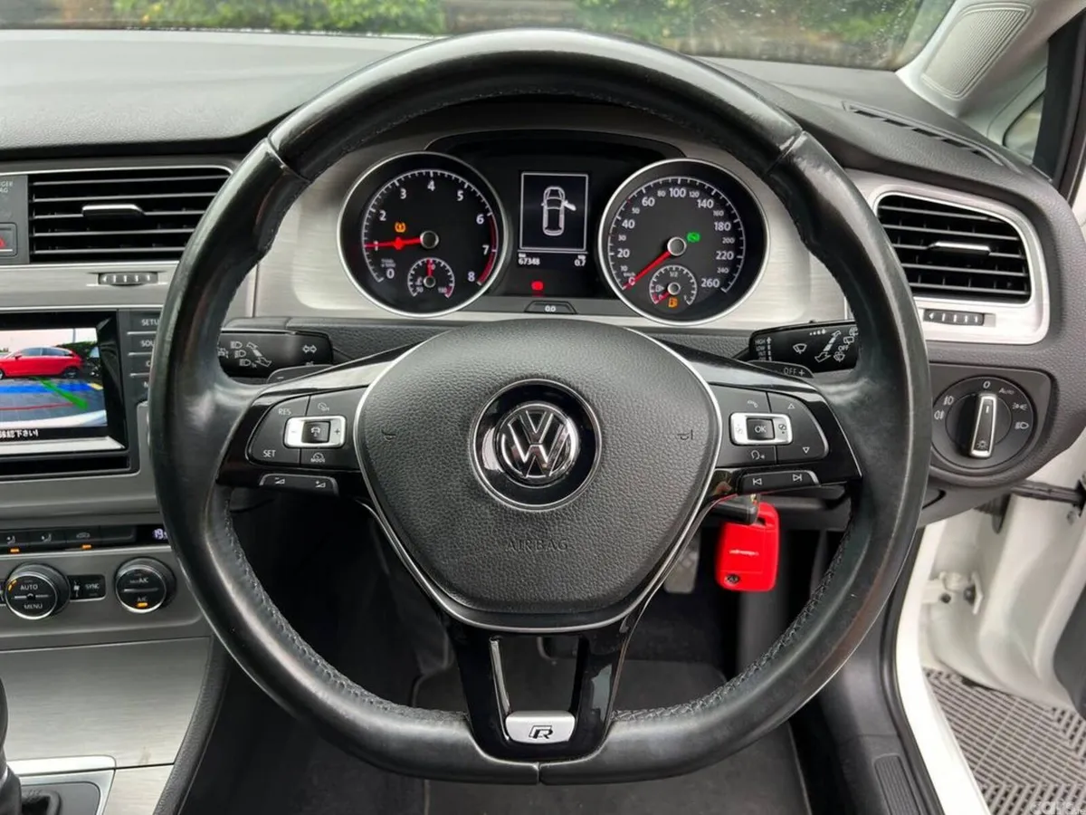 Volkswagen Golf Hatchback, Petrol, 2015, White