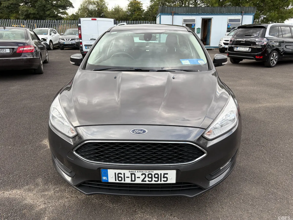 Ford Focus Saloon, Petrol, 2016, Grey