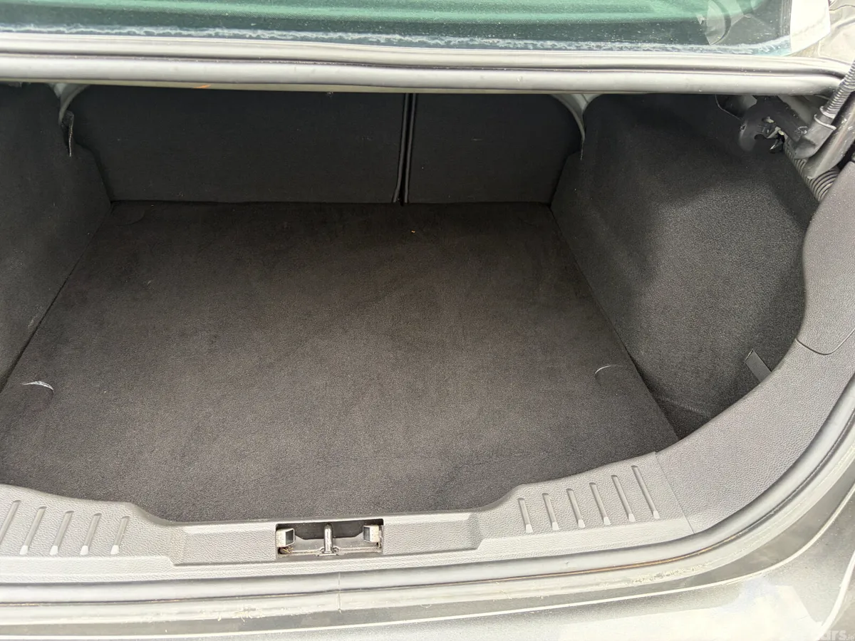 Ford Focus Saloon, Petrol, 2016, Grey