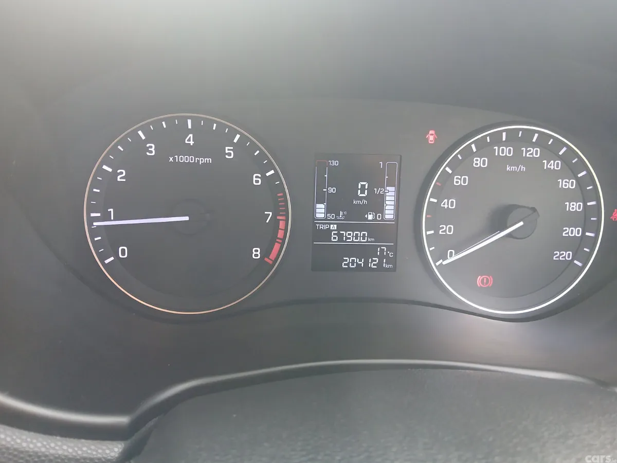 Hyundai i20 Hatchback, Petrol, 2017, Blue
