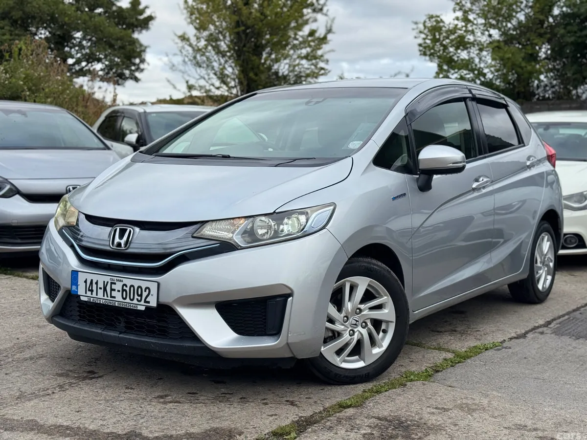 Honda Fit Hatchback, Petrol Hybrid, 2014, Silver