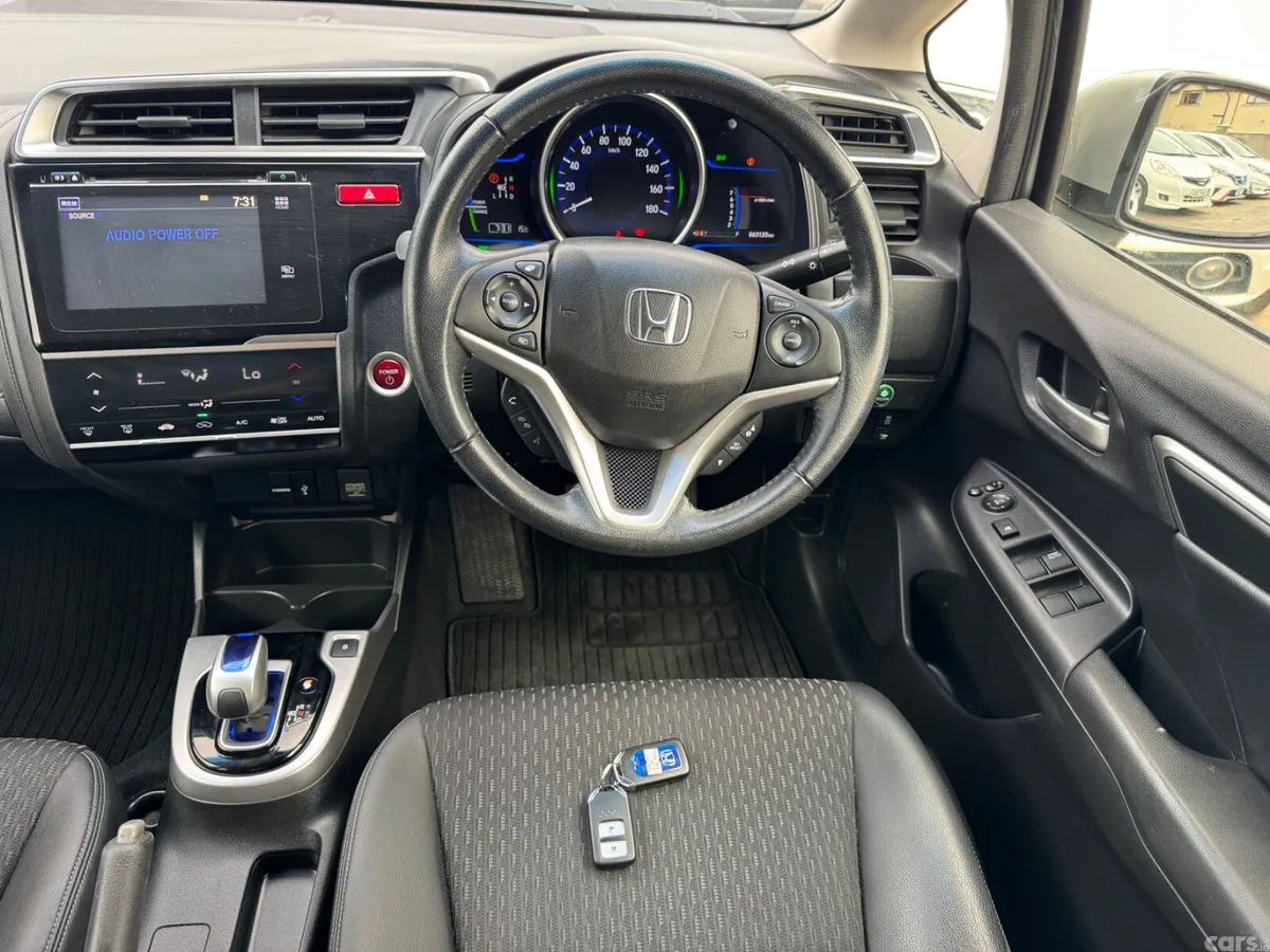Honda Fit Hatchback, Petrol Hybrid, 2014, Silver