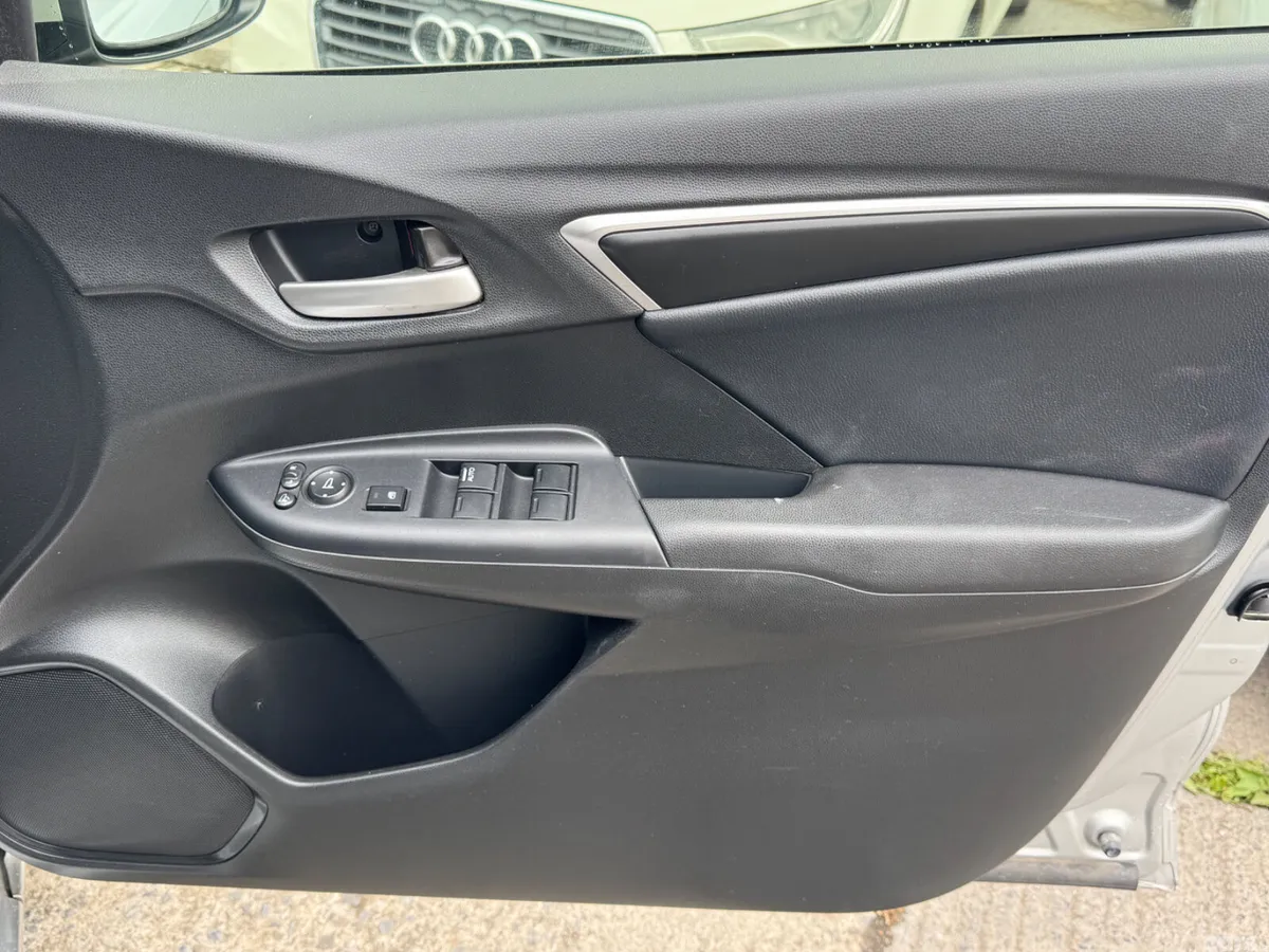 Honda Fit Hatchback, Petrol Hybrid, 2014, Silver
