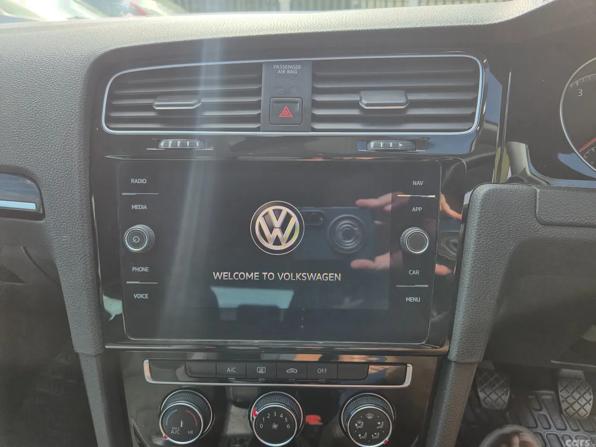 Volkswagen Golf Hatchback, Petrol, 2018, Black