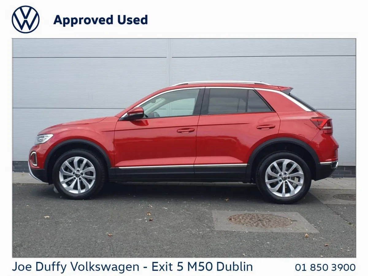Volkswagen T-Roc SUV, Petrol, 2023, Red