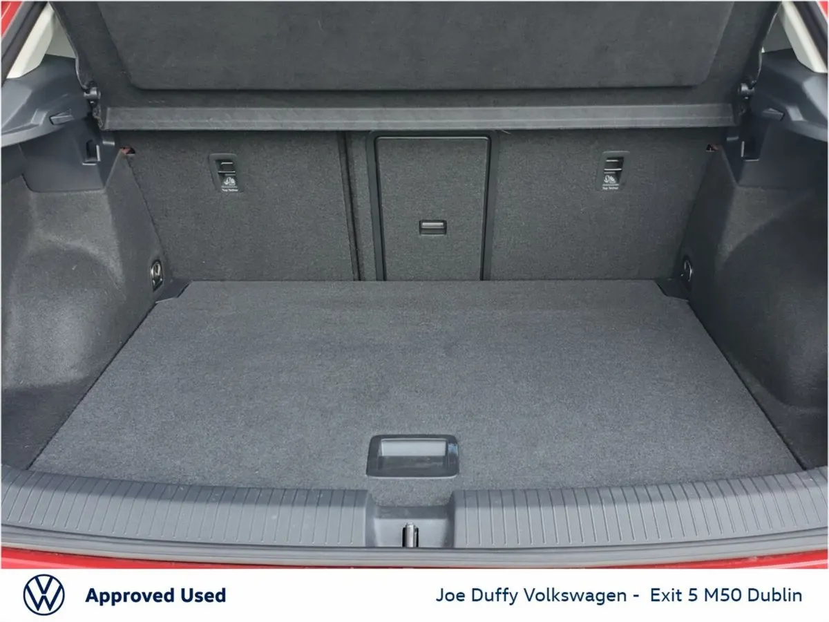 Volkswagen T-Roc SUV, Petrol, 2023, Red