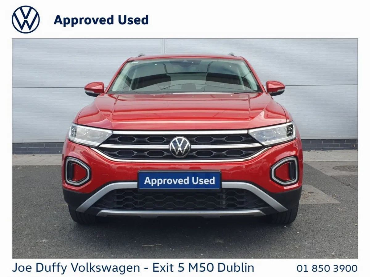 Volkswagen T-Roc SUV, Petrol, 2023, Red