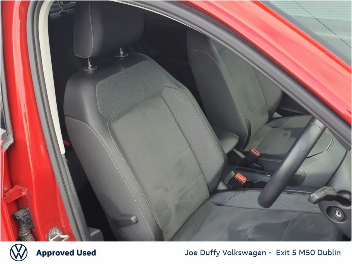 Volkswagen T-Roc SUV, Petrol, 2023, Red