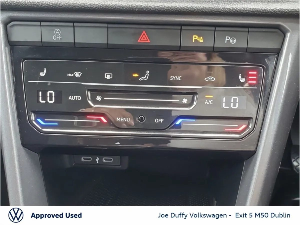 Volkswagen T-Roc SUV, Petrol, 2023, Red