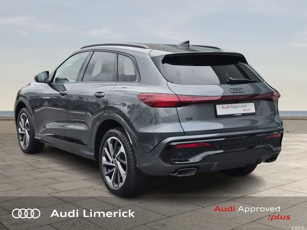 Audi Q5 SUV, Petrol Plug-in Hybrid, 2026, Grey