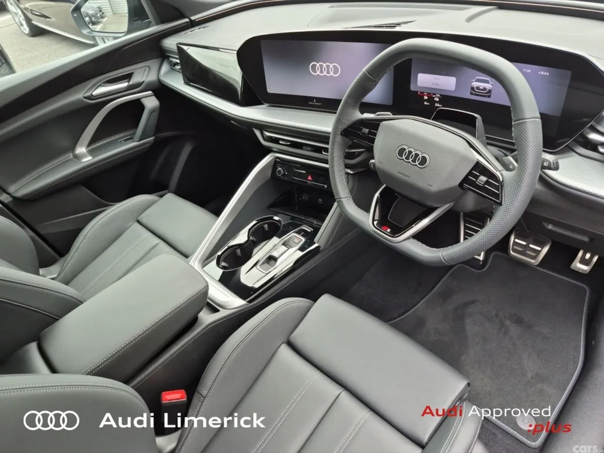 Audi Q5 SUV, Petrol Plug-in Hybrid, 2026, Grey
