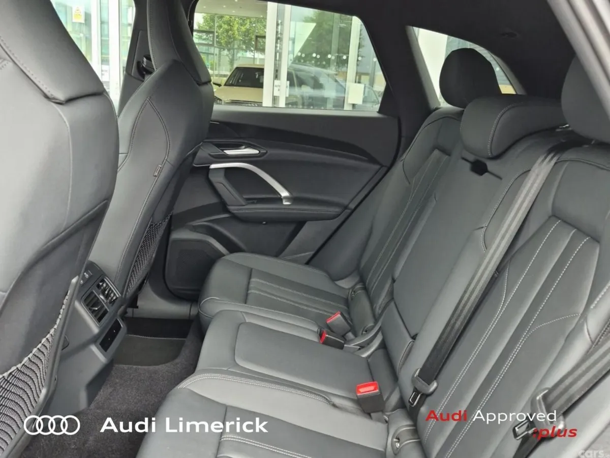 Audi Q5 SUV, Petrol Plug-in Hybrid, 2026, Grey