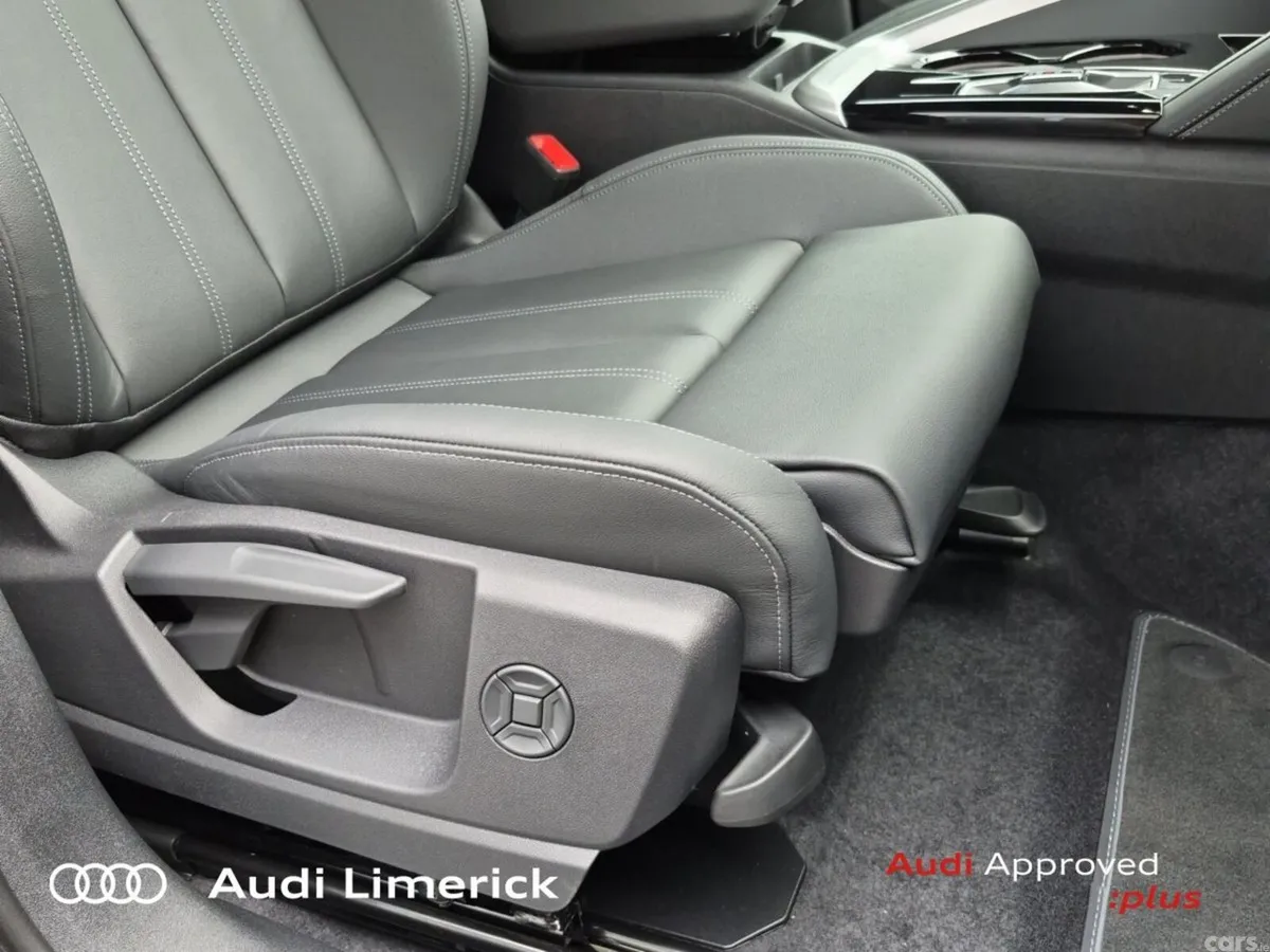 Audi Q5 SUV, Petrol Plug-in Hybrid, 2026, Grey