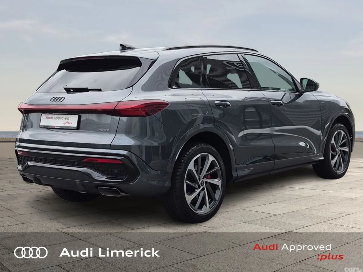 Audi Q5 SUV, Petrol Plug-in Hybrid, 2026, Grey