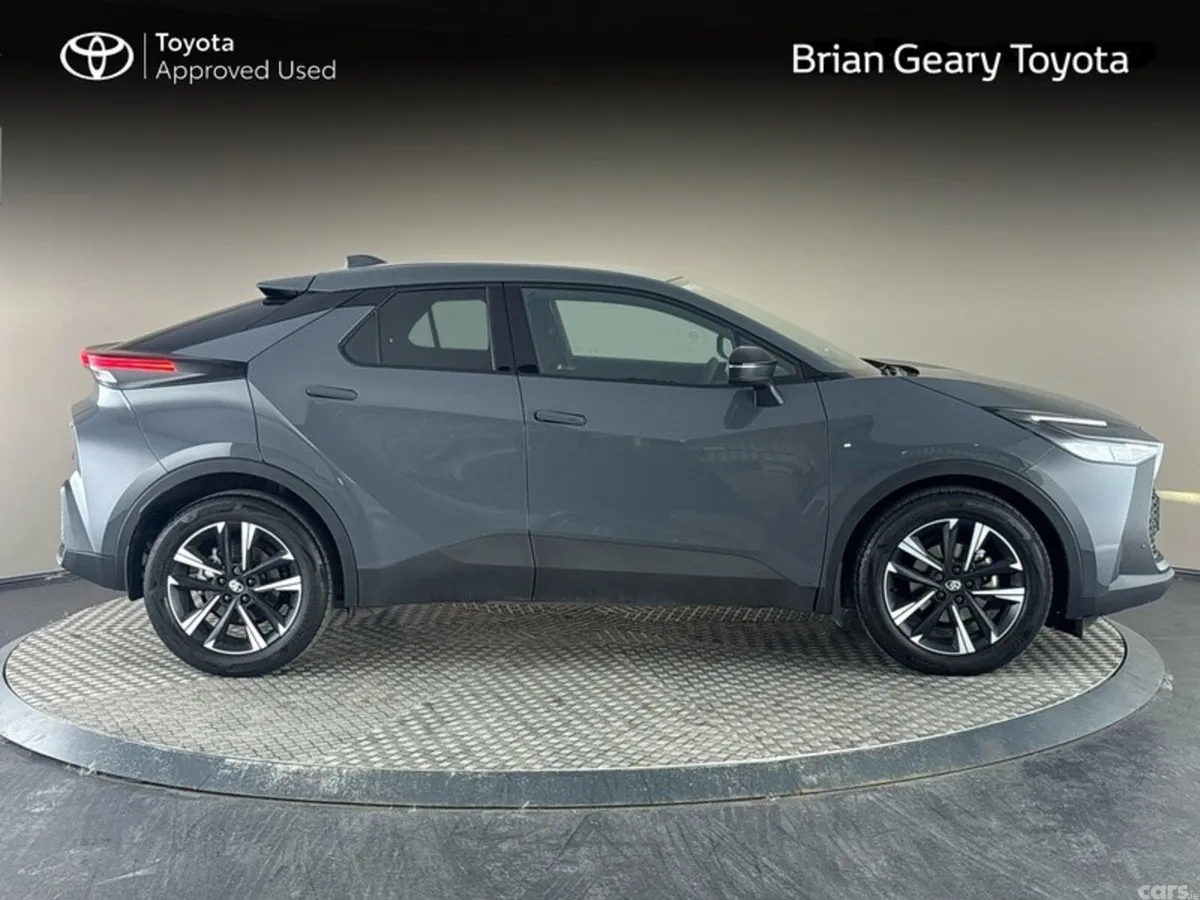 Toyota C-HR SUV, Petrol Hybrid, 2026, Grey