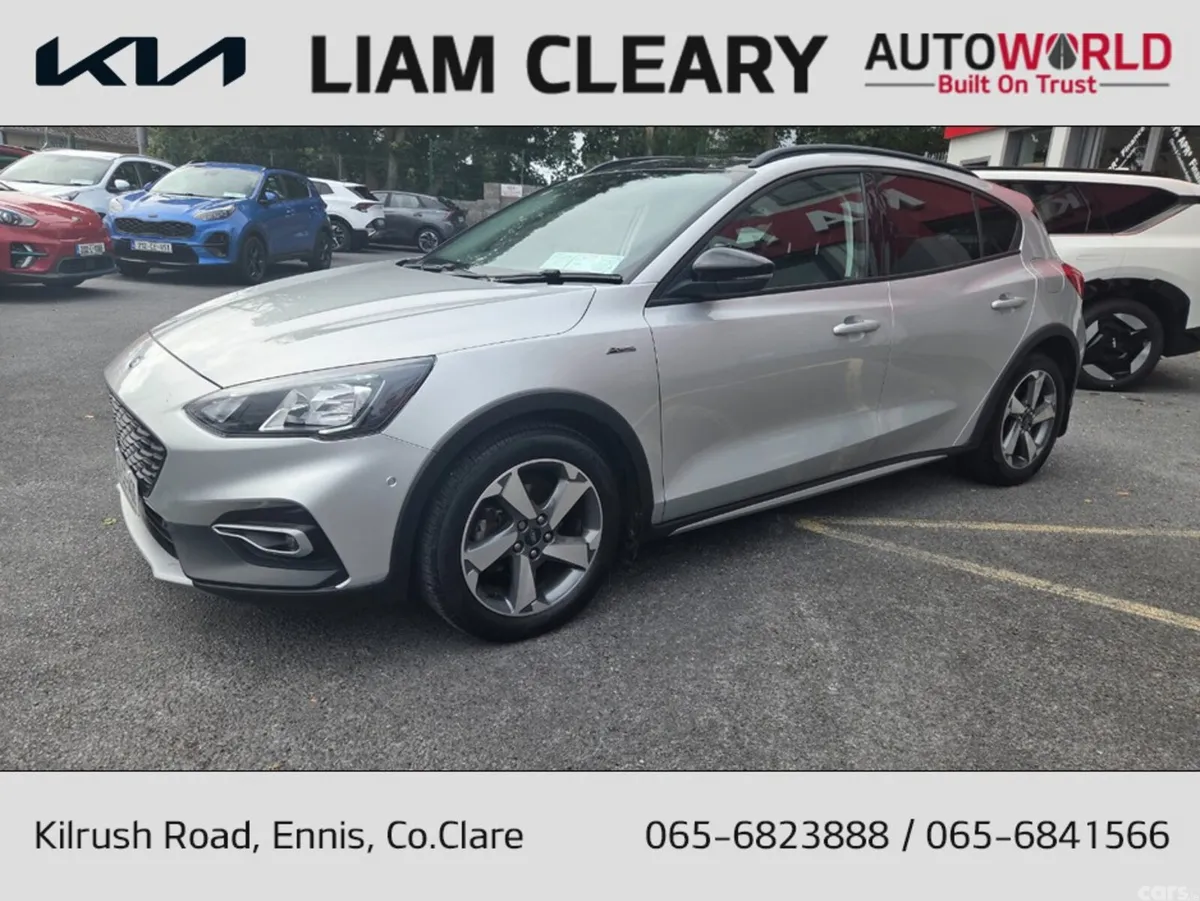 Ford Focus Hatchback, Petrol, 2022, Grey