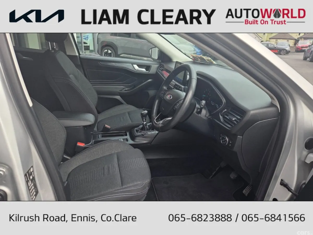 Ford Focus Hatchback, Petrol, 2022, Grey