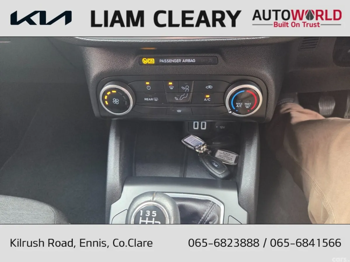Ford Focus Hatchback, Petrol, 2022, Grey