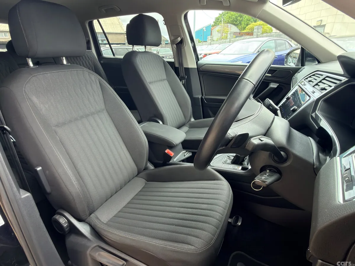 Volkswagen Tiguan Allspace SUV, Diesel, 2023, Black