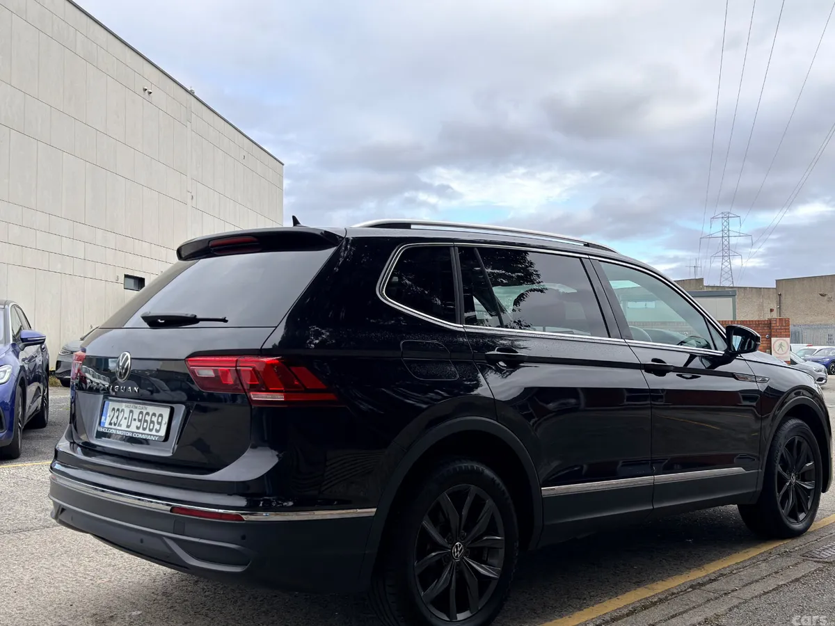 Volkswagen Tiguan Allspace SUV, Diesel, 2023, Black